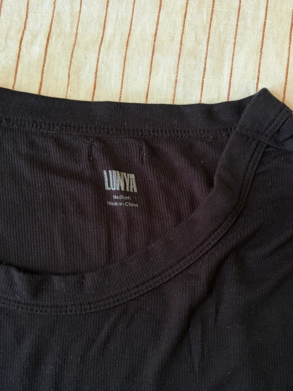 Lunya Soft Modal Rib Tee Short Set, M - Picture 9 of 14